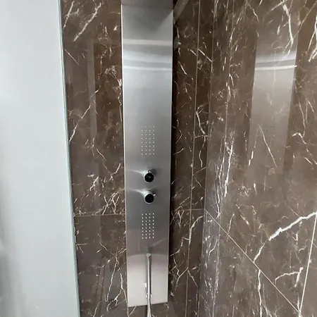 Moderno Tra Stazione E Loreto Appartement