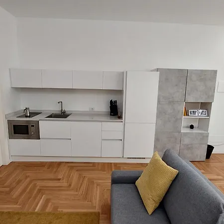 Apartamento Moderno Tra Stazione E Loreto *